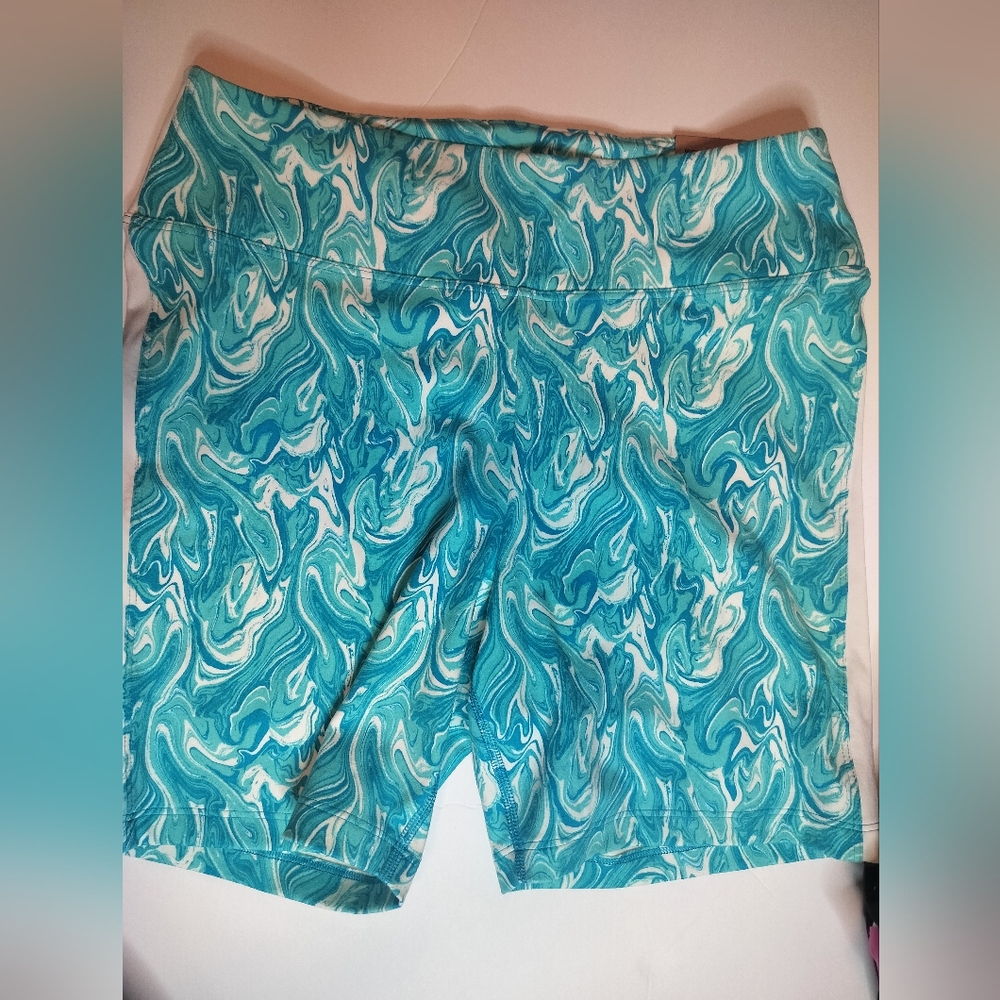 Victoria's Secret Pink Biker Shorts New! Large